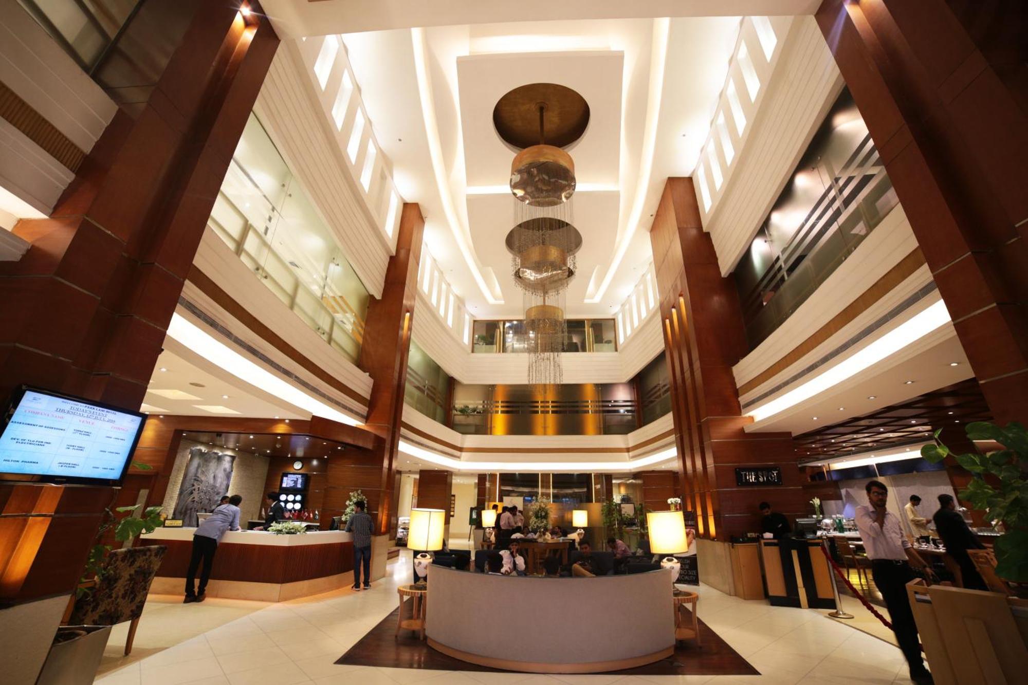 Park Lane Hotel Lahor Kültér fotó